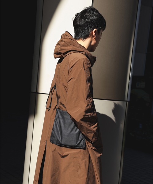 コート ジャケット QUATTROCCHI / ガーメントダイ フーデッド コート メンズの画像