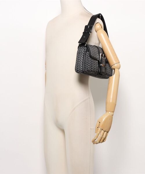 MICHAEL KORS（マイケルコース） ショルダーバッグ バッグ COLBY