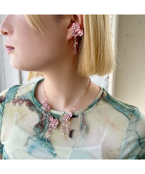 大人気★ANNA SUI 八重桜モチーフ イヤーカフ レディース 贈物♪ 八重桜モチーフ イヤーカフ（イヤーカフ）｜ANNA SUI（アナスイ