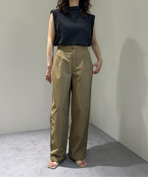 美品　定価5万程　YACCO MARICARD パンツ　ナイロン　ワイドパンツ 美品定価5万程YACCO MARICARD パンツナイロンワイドパンツ