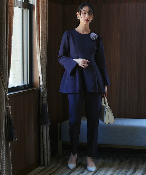 ルイルエブティック（RUIRUE BOUTIQUE）/【S〜LL/洗える/ストレッチ】フレアペプラムトップス＆テーパードパンツ RUIRUE BOUTIQUE（ルイルエブティック） セットアップ オケージョン