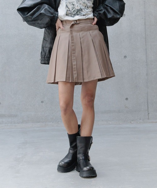 AURALEE ベージュ プリーツ ショートパンツ PAGEBOY（ページボーイ） パンツ プリーツラップショートパンツ