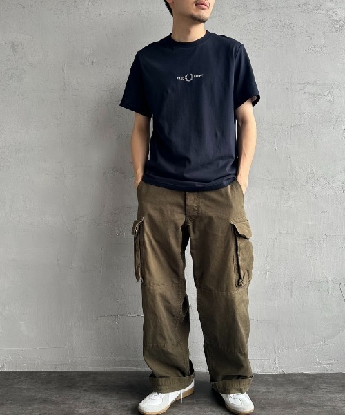 関税込【FRED PERRY】オーバーサイズ ローレル リース Tシャツ 楽天市場】FRED PERRY/フレッドペリー FLOCK LAUREL WREATH T