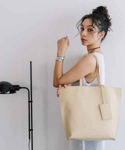 Beau're（ヴュレ） トートバッグ BEAURE パスケース付き A4 トート