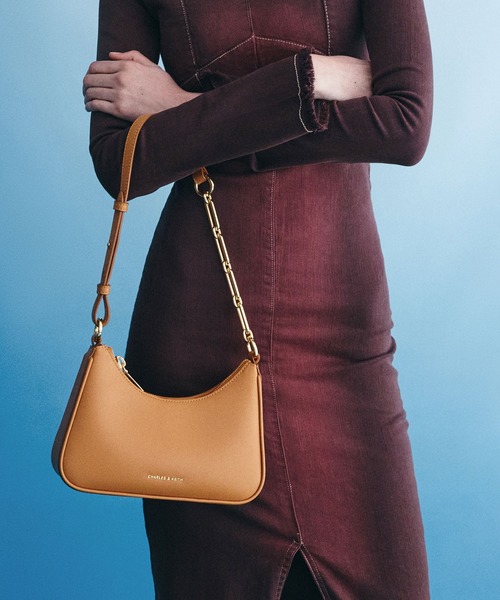 追跡★Charles&Keith Lane 2WAY チェーン ショルダーバッグ Lane レーン チェーンリンクショルダーバッグ - Cream | CHARLES