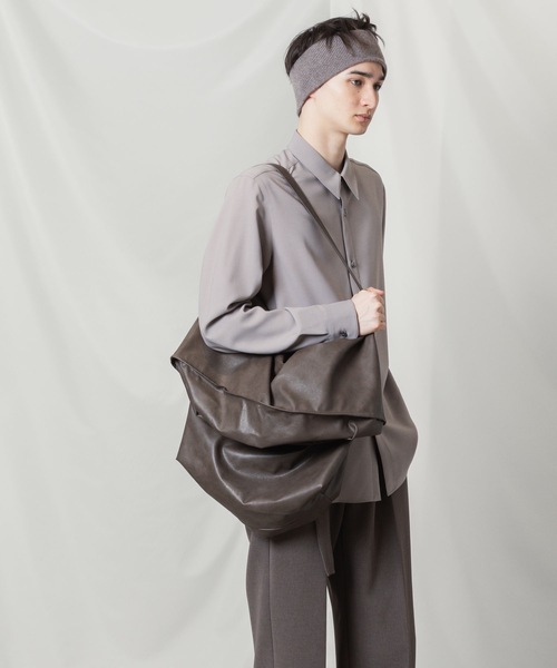 ATTACHMENT（アタッチメント） ショルダーバッグ シンセティックレザー