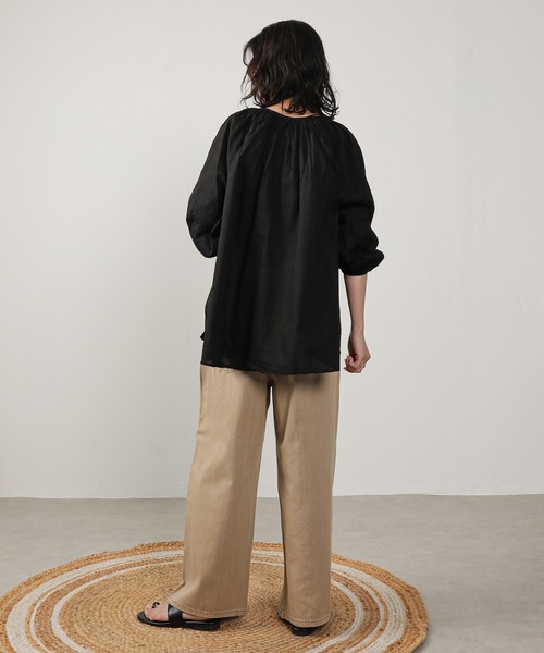 新品♡かぐれ♡コットンスモッキングブラウス♡ブラック かぐれ（カグレ）の「コットンスモッキングブラウス（シャツ/ブラウス