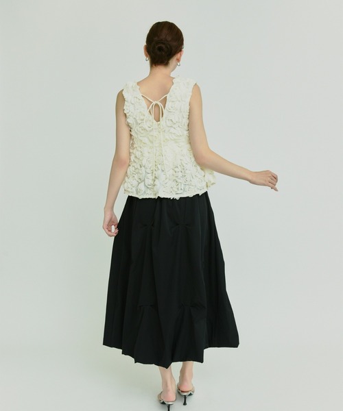 Olu. ブラウス シャツ フラワーモチーフペプラムトップス レディース