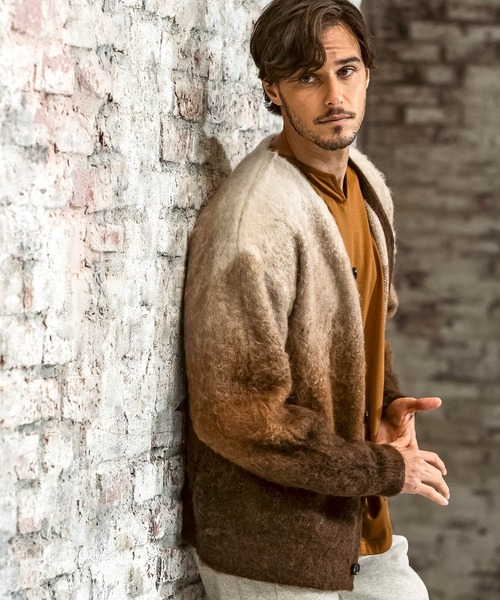 AKM Contemporary（エイケイエムコンテンポラリー） カーディガン