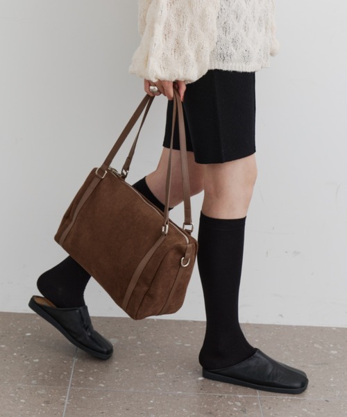 n*e様 ブラック スエード ボストンバッグ DFFUR. ボストンバッグ 2WAYスエードボストンバッグ レディース