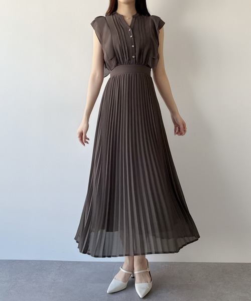 ワンピース ラッフルピンタックプリーツワンピースの画像