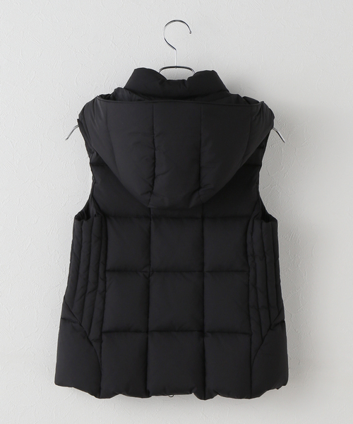 タトラス ノーカラーダウンベスト TATRAS ノーカラーダウンベスト | HardiVague information