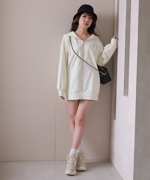 「LIPSERVICE」 長袖ワンピース FREE ベージュ レディース_画像4