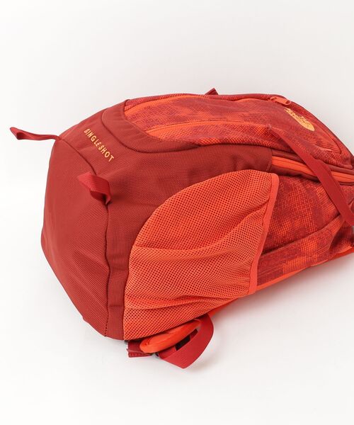 THE NORTH FACE（ザ ノースフェイス） リュック - レッド メンズ