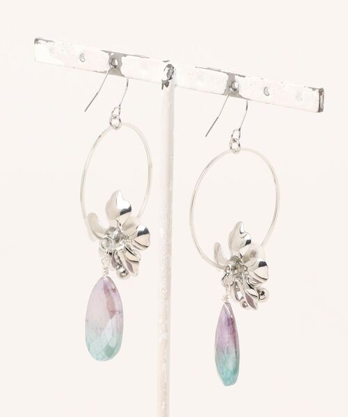 VIBGYOR ピアス 「Agaro」No.391p 天然石とフープフラワーのサージカル  