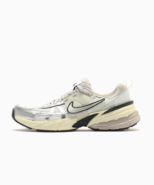 NIKE スニーカー 「NIKE/ ナイキ」V2K ラン メンズ : ZOZOTOWN