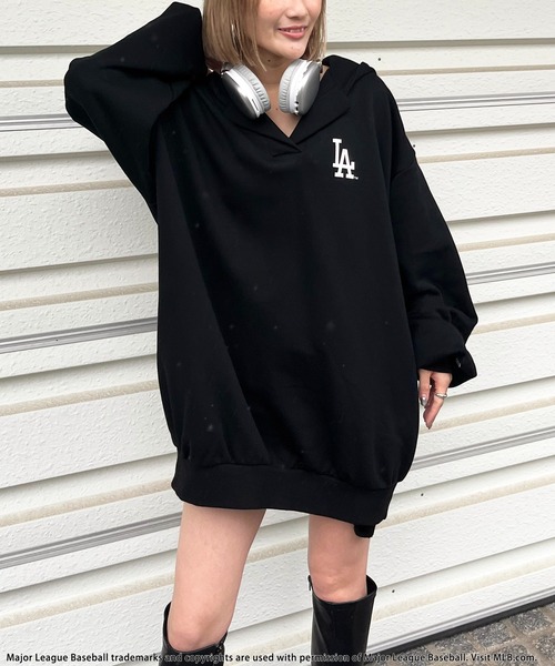 BACK TO THE FIELD ワンピース 「MLB」クラックプリントパーカー