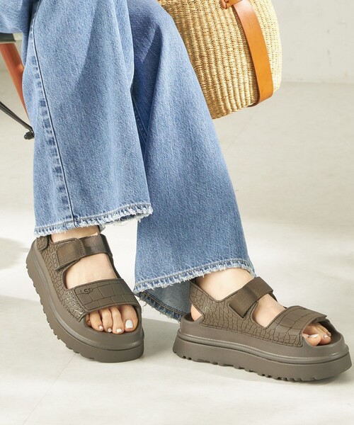 【美品】UGG 厚底　GoldenGlow サンダル　22cm UGG Australia（アグオーストラリア） 厚底 ugg サンダル UGG