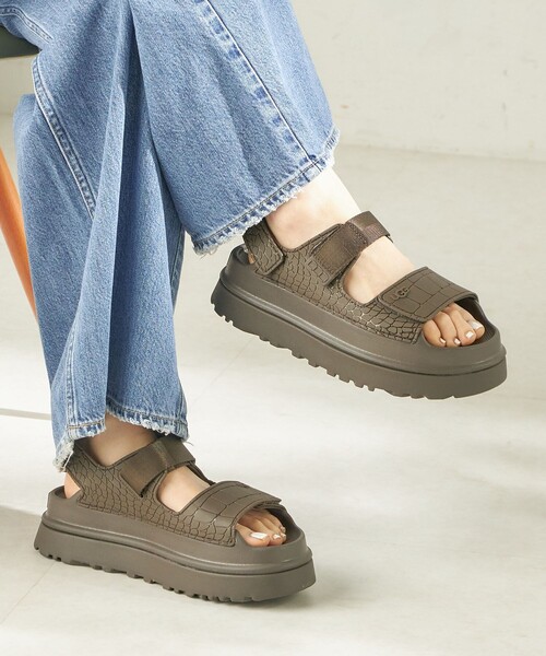 UGG GoldenGlow厚底サンダル ブラウン 短時間のみ使用美品 UGG Australia（アグオーストラリア） 厚底 ugg サンダル UGG