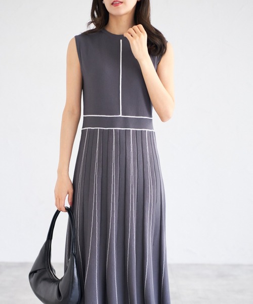 ロマネスコ　ノースリーブプリーツワンピース 2点セット tocco closet ワンピース 「ZOZO限定」配色ノースリーブニット