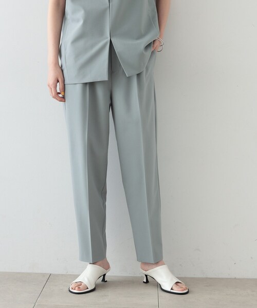 INDIVI GALLEST パンツ タックテーパードパンツ レディース