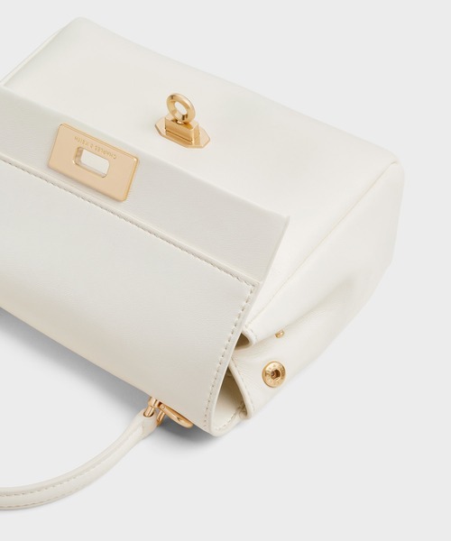 CHARLES & KEITH◆Lennie レニートートバッグ◆送料込 CHARLES & KEITH Lennie レニー チェーンストラップトップ