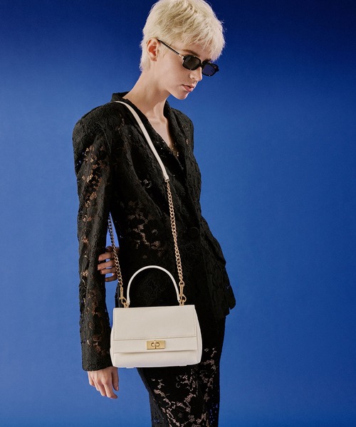 ★CHARLES&KEITH★Lennie hand bag レニーハンドバッグ/送料込 CHARLES ＆ KEITH ハンドバッグ Lennie レニー チェーン