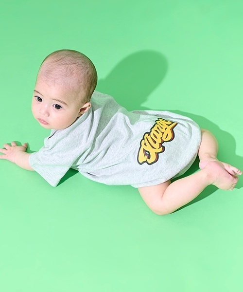 XLARGE KIDS ベビー服 ロンパース OGゴリラ＆ロゴ半袖ロンパース