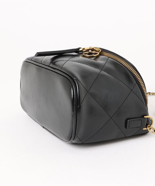 【新品】CHARLES & KEITH クリーム ショルダーバッグ アシメトリック ショルダーバッグ - クリーム | CHARLES & KEITH