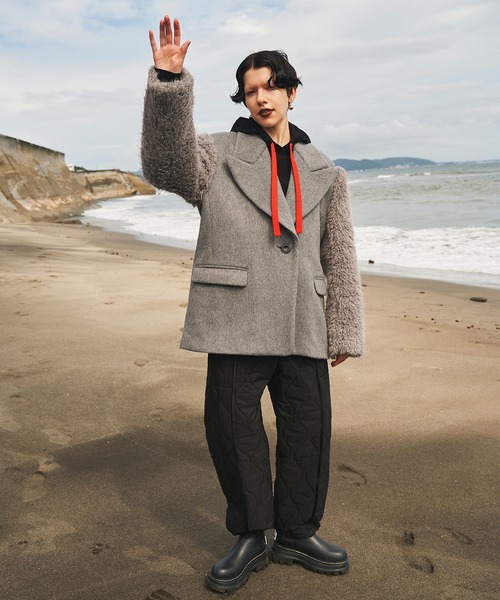 コート アウター SLEEVE FUR BIG SHOULDER CT レディースの画像