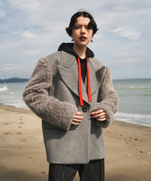 コート アウター SLEEVE FUR BIG SHOULDER CT レディースの画像