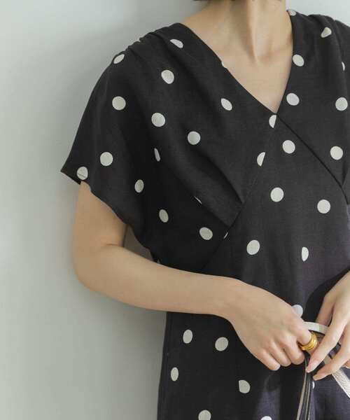 「URBAN RESEARCH」 半袖ワンピース 36 ベージュ レディース_画像9