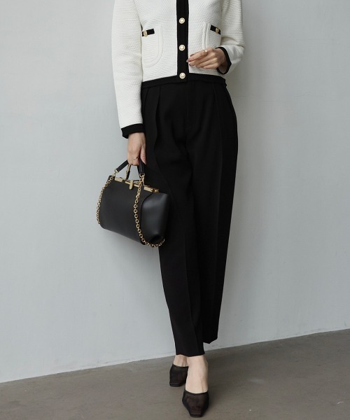 anuans（アニュアンス） パンツ ダブルサテンテーパードパンツ