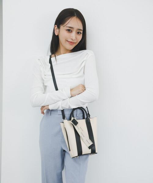 ショルダーバッグ バッグ 「別注」AJUGA.×RODE SKO　ロゴリボン付ショルダーバッグ レディースの画像