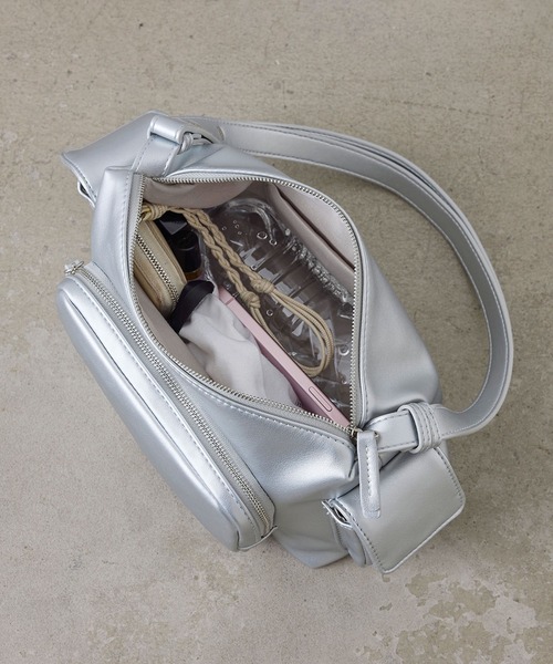 EFOLE ショルダーバッグ バッグ Multi pocket oneshoulder bag