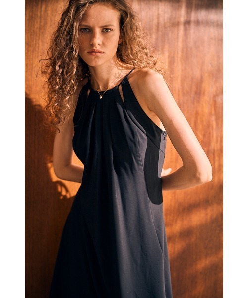 エステラケー フロントカットアウトオープンバックドレス Estella.K ワンピース Josette Dress フロントカットアウト