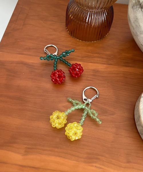 Me%（ミィパーセント） キーホルダー ビーズサクランボキーチャーム