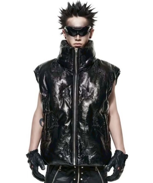 RICH ダウンベスト ベスト 「RICH」“R” logo Embroidred puffer RICH ダウンベスト ベスト 「RICH」“R” logo Embroidred puffer