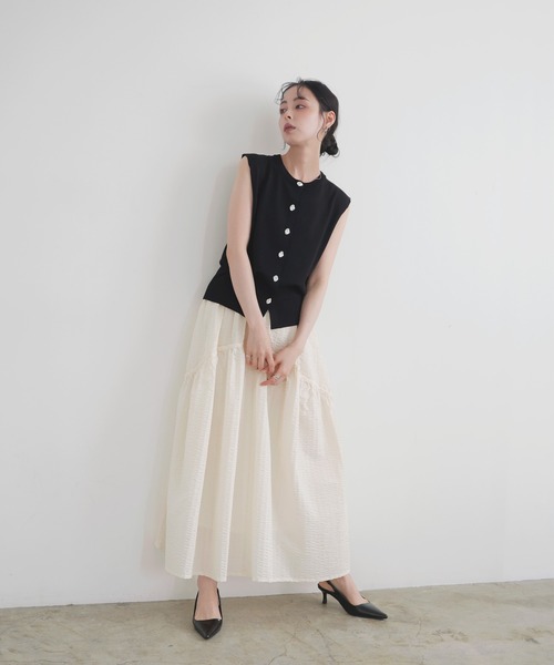 SORAIN シルバー ギャザー フレアスカート 38 THE YOn（ザヨン）の「メタリックギャザーフレアスカート