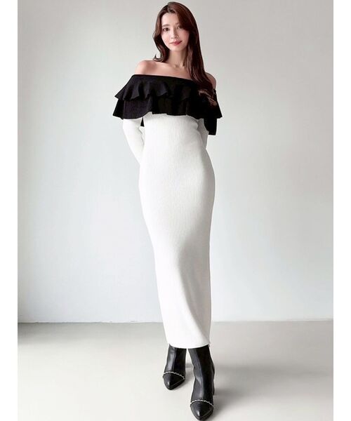 極美品❣️フリルが素敵なニットワンピース RESEXXY（リゼクシー） ワンピース フリルタイトニットワンピース