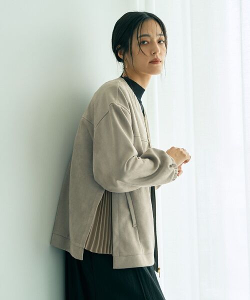 YECCA VECCA（イェッカヴェッカ） ブルゾン アウター サイドプリーツ