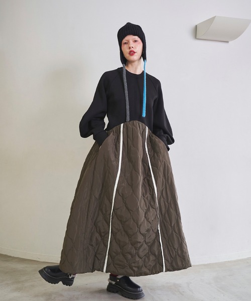 OMMO（オーエムエムオー） ワンピース SWEAT DOCKING QUILTING OP