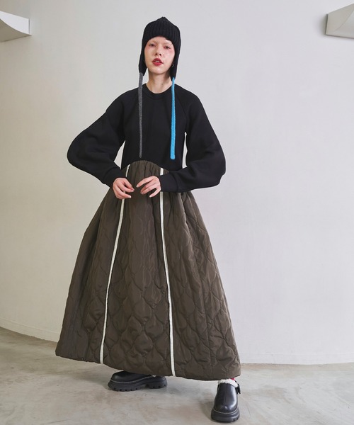 OMMO（オーエムエムオー） ワンピース SWEAT DOCKING QUILTING OP