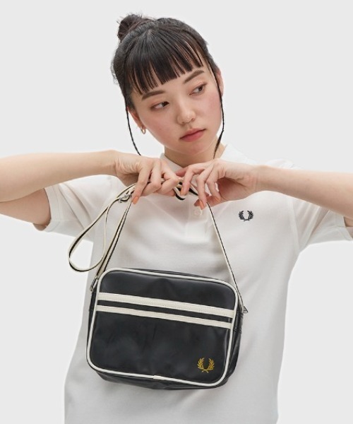 FRED PERRY（フレッドペリー） ショルダーバッグ Classic Mini