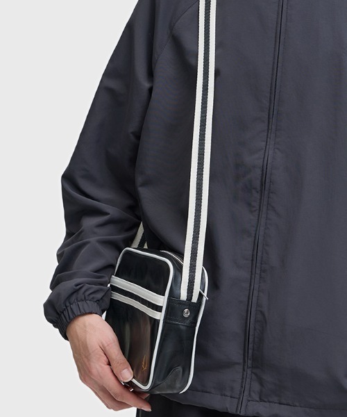 FRED PERRY（フレッドペリー） ショルダーバッグ Classic Mini