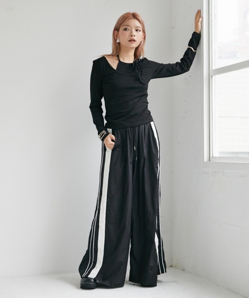 VeLV パンツ SIDELINE WIDE PANTS サイドラインワイドパンツ