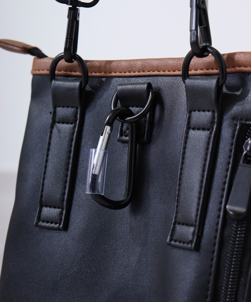 FUNALIVE ショルダーバッグ w*lt(ウォルト) キーフック付き