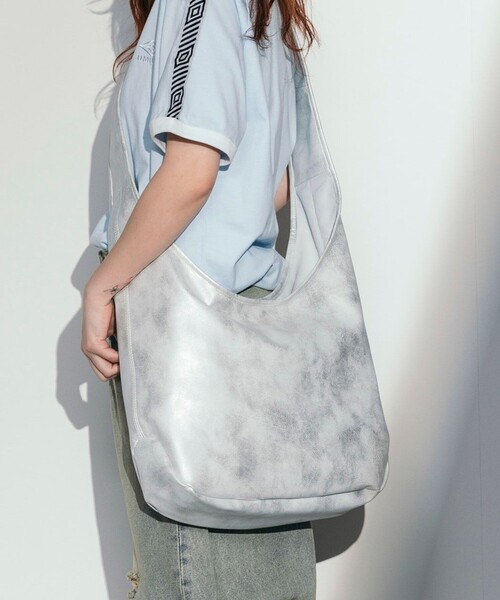 ★アウトレット★leathercross レザーショルダーバッグ FREE STYLISTS ショルダーバッグ バッグ Y2K アウトポケット