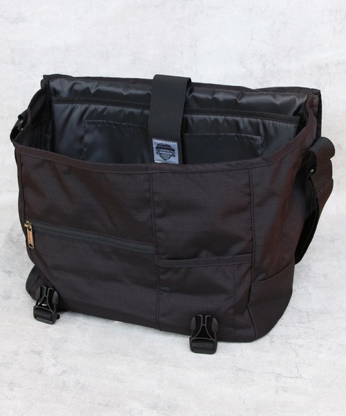 カーハート　メッセンジャーバッグ Carhartt ショルダーバッグ リップストップ メッセンジャー