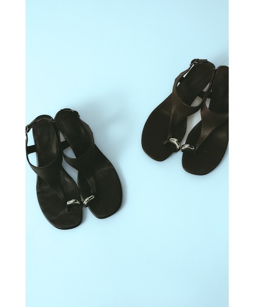 RIM.ARK サンダル Motif toe thong sandal モチーフ トゥ トング